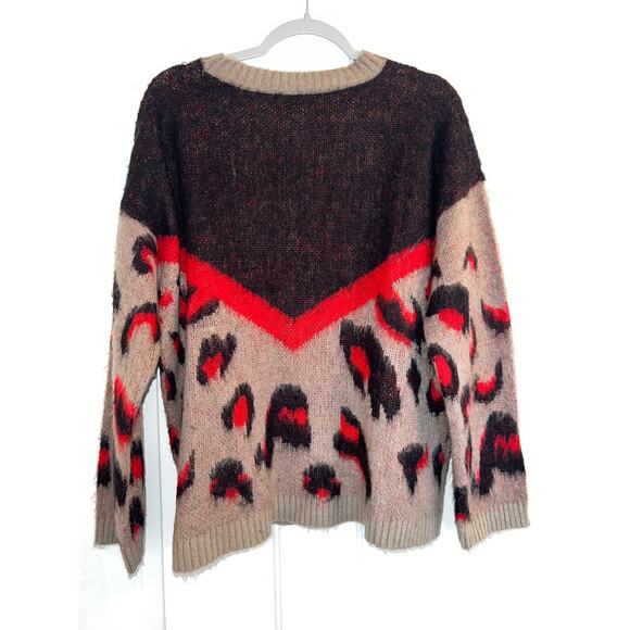 Mustard Seed Chevron Leopard Print Cozy Pullover Sweater - size M - Picture 3 of 7